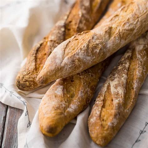 bagget|Baguette (The Easiest Recipe) .